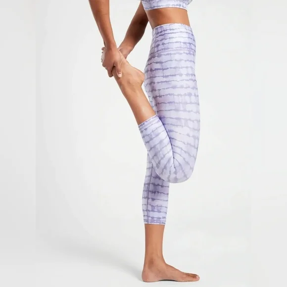 Athleta Elation Printed Capri Tight - Tahiti Dusk Purple - Picture 2 of 9
